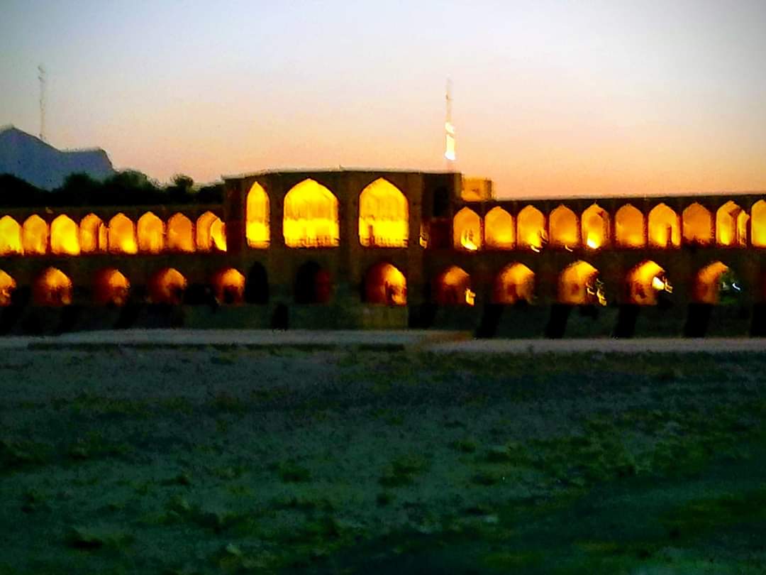 skymanuelima's tweet photo. Ponte Khaju, Isfahan, Irão 🇮🇷 #Ponte #Khaju #Isfahan #Irão #Persia #travelphotography #viagens #FotógrafoAmador #PintoLopesViagens https://t.co/SCzVraFeBM