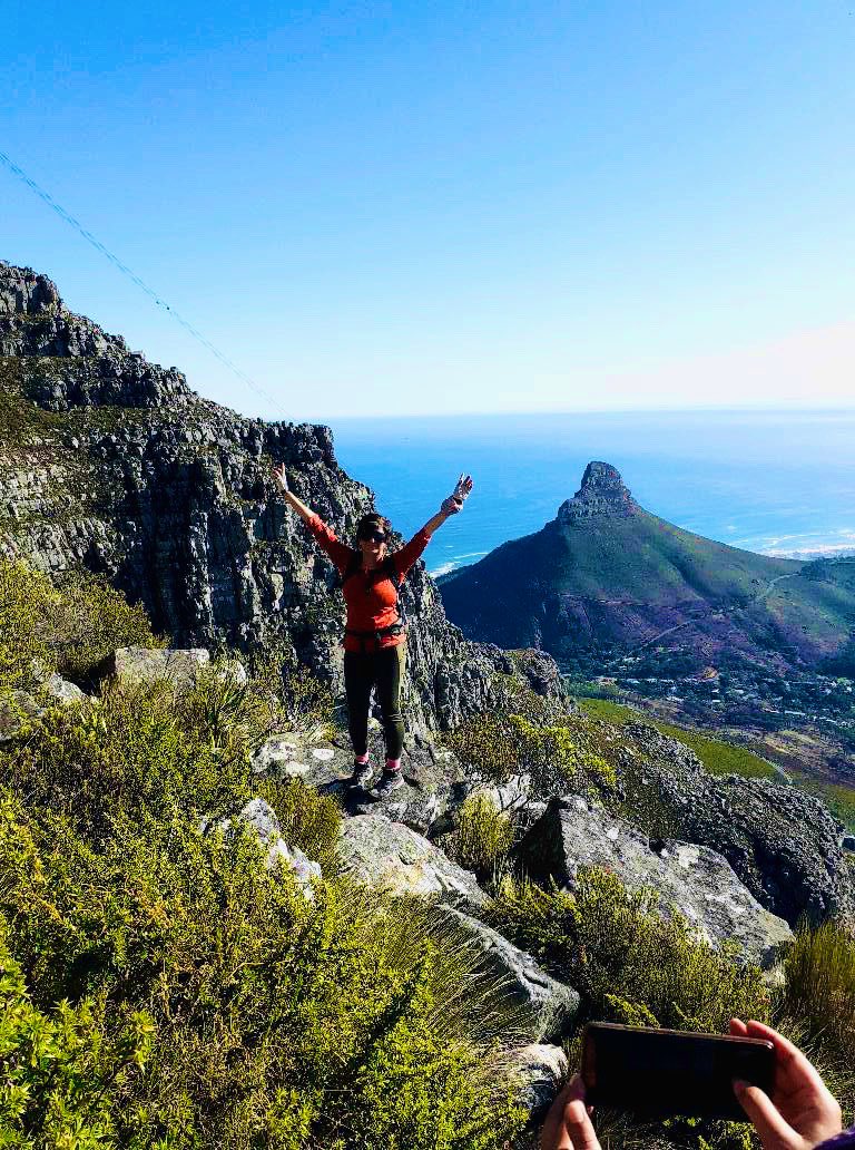 aneesakathrada's tweet photo. THINGS ARE ALWAYS WORKING OUT FOR ME❤️ #rightface #arrowface #traverse #tablemountain https://t.co/C5ujPbZEK8