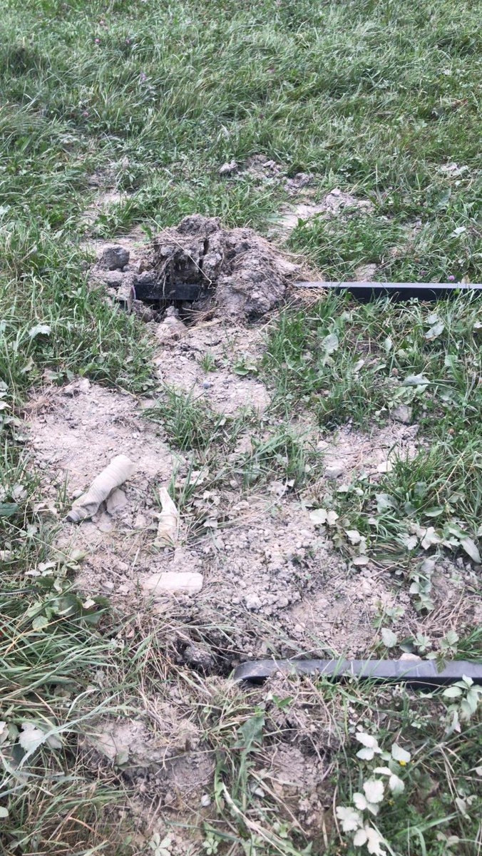 Peka_IP's tweet photo. Our Constitutional rights were attacked by criminals who want to silence us.This stands few feet from #kelkos #kelag in #Kosovo, sorrounded with camera and protected by @NATO_KFOR. Threats are escalating.What/Who is next? @AustriainKosovo @MFA_Austria @ViolavonCramon @JetaXharra https://t.co/zTjkvU8VTk