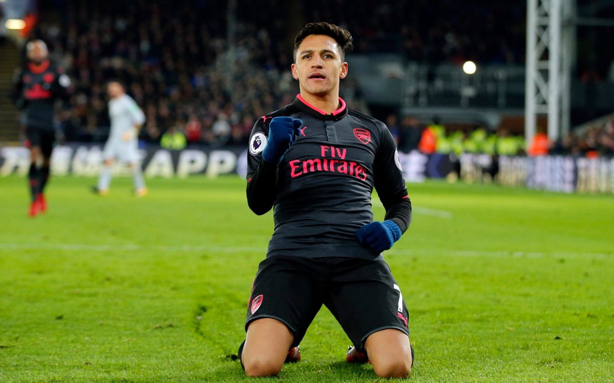 PatrickTimmons1's tweet photo. Alexis Sánchez: ‘After the first training session I had at Man United I realized many things, and when I got back home I asked my agent if I could cancel the contract and go back to Arsenal’. https://t.co/u4uzDPlMFW