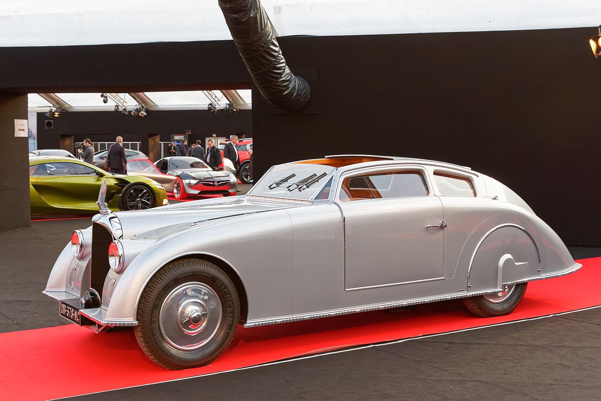 QuirkyRides's tweet photo. The only problem with tweeting the 1935 #Voisin C28 #Aérosport is find a #photograph that fully demonstrates its astonishing #design - #aerodynamic &amp; #artdeco at the same time A #PièceDeRésistance made just before the company collapsed 3 or 4 made #1930s https://t.co/vJWD2KPuif