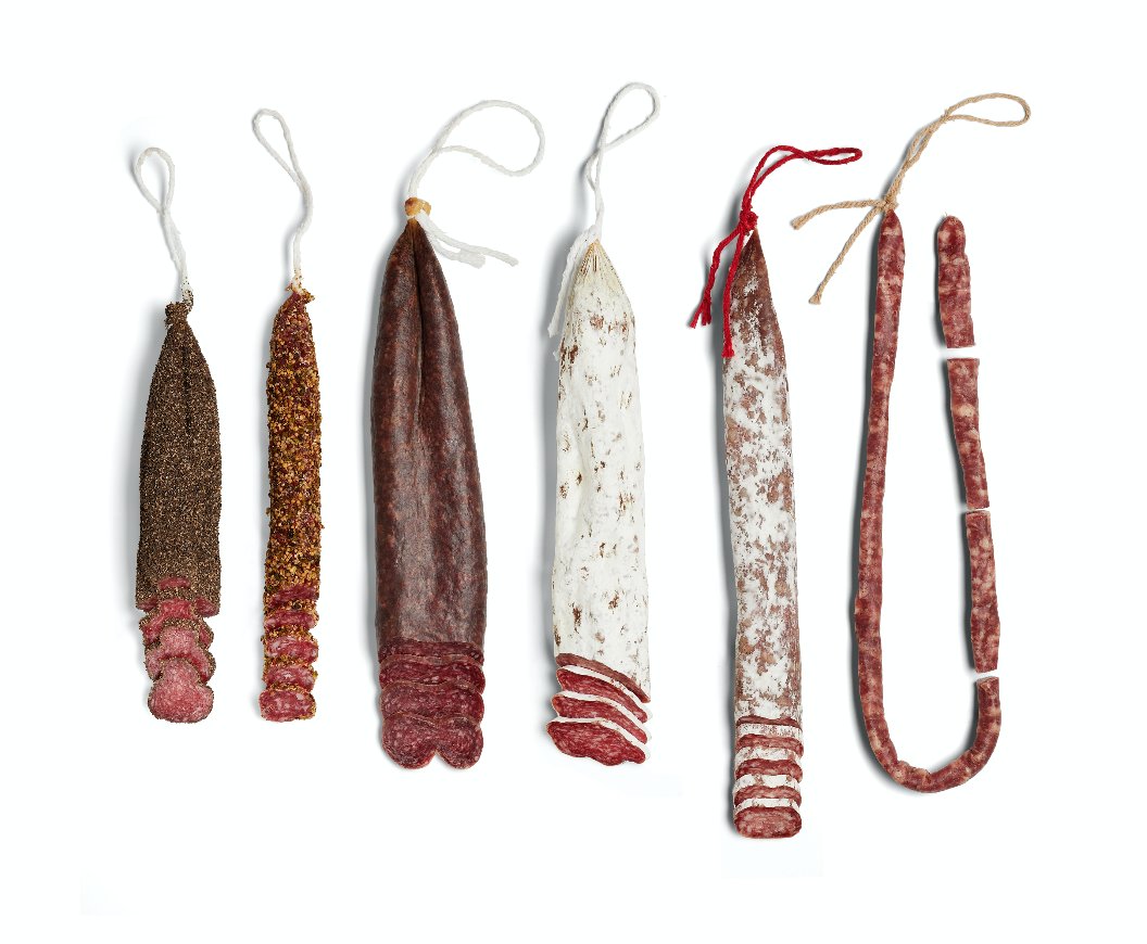 gourmet_lv's tweet photo. Et portem la tradició més autèntica dels embotits de muntanya. Des d'Organyà, als Pirineus, una selecció amb #Embotitsobach, el toc gourmet de la sobrassada amb mel de cúrcuma de @alemany1879 i per acompanyar mini xapates @Espiga_Blanca
Un plaer de muntanya, ara a casa teva! https://t.co/BHQGH24sSB