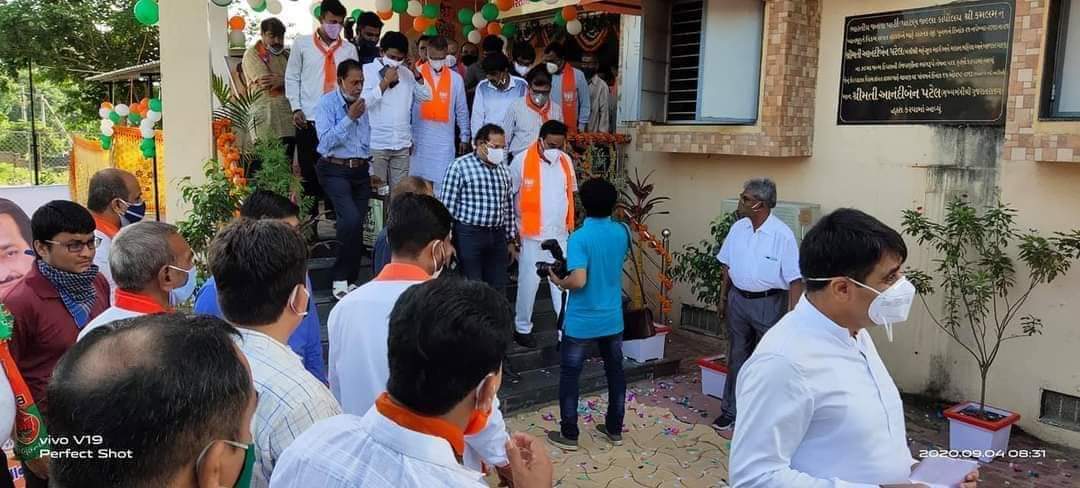 JDTHAKOR88's tweet photo. #Welcome_To_Patan_Banas
#Bjp_Gujarat
#President_CRPatil_Sir
#Welcome_To
#Patan_Visit_Today
#AlpeshThakor_Sir_With_CRPatil_Sir
#CRPaatil
@Alpesh_Thakor
@Thakor_Sena
@Bjp_Patan
@Bjp_Gujarat
@Bjp_Banaskatha
@VtvGujarati
@tv9gujarati
#J_D
Gkts Pardesh Midia Convinar https://t.co/9O2DowX8hg