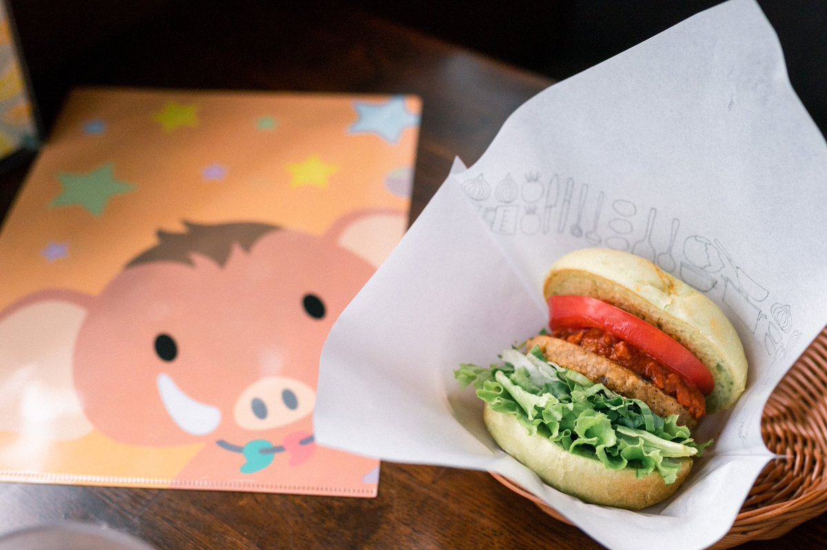 みどモス 公式 みんなにお知らせモス みどり市のモスバーガー大間々店さんで なんと みどモスバーガー を販売中モス 植物性のグリーンバーガーを大間々店だけみどモスバーガーとして販売してくれて ぼくのクリアファイルをプレゼントしてるモス みどモス 公式 みんなにお知らせモス みどり市のモスバーガー大間々店さんで なんと みどモスバーガー を販売中モス 植物性のグリーンバーガーを大間々店だけみどモスバーガーとして販売してくれて ぼくのクリアファイルをプレゼントしてるモス