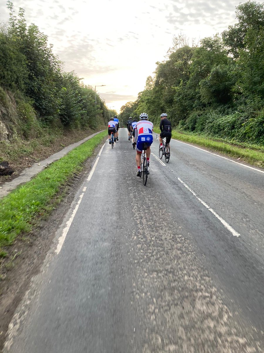 LutineAssurance's tweet photo. First stage down and a quick pit stop for the #LutineRide4Life team before it's time to get back on their bikes. Read more about their challenge and donate to a wonderful cause at https://t.co/jMkuXw8ID0 https://t.co/XHLmgTDH1B