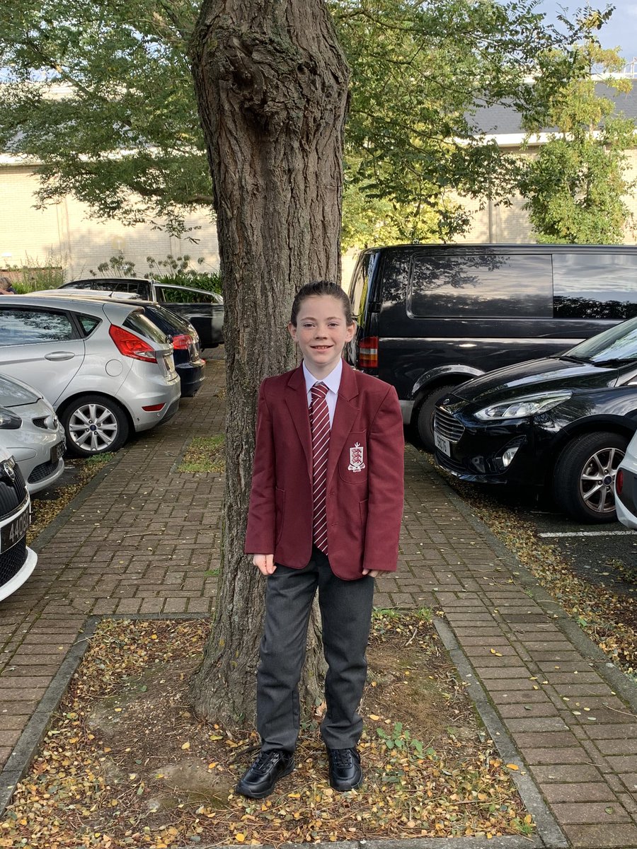 RhianGsy's tweet photo. Good luck to all the new Year 7s starting at Guernseyโs secondary schools today! My own son amongst them. #proudmummoment #goodluckben https://t.co/eg0tDeM9dl