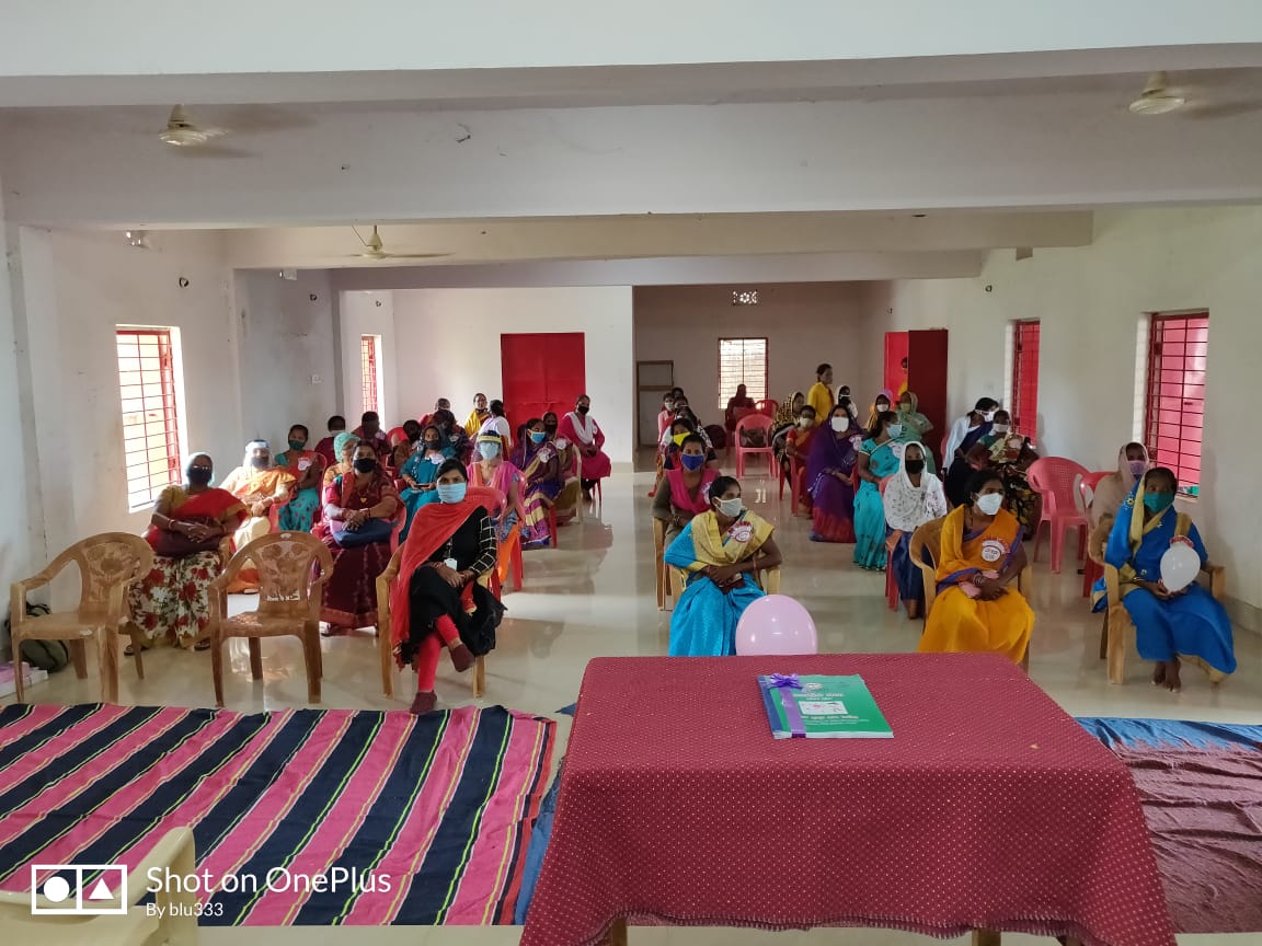 ManoramaReddy4's tweet photo. Today district administration Ganjam launched a new initiative Named COVID SAKHI, objective of the initiative is to make Ganjam zero Covid positive through 30000 leaders of WSHGs.@WCDOdisha @Ganjam_Admin https://t.co/9o69PZTx9B