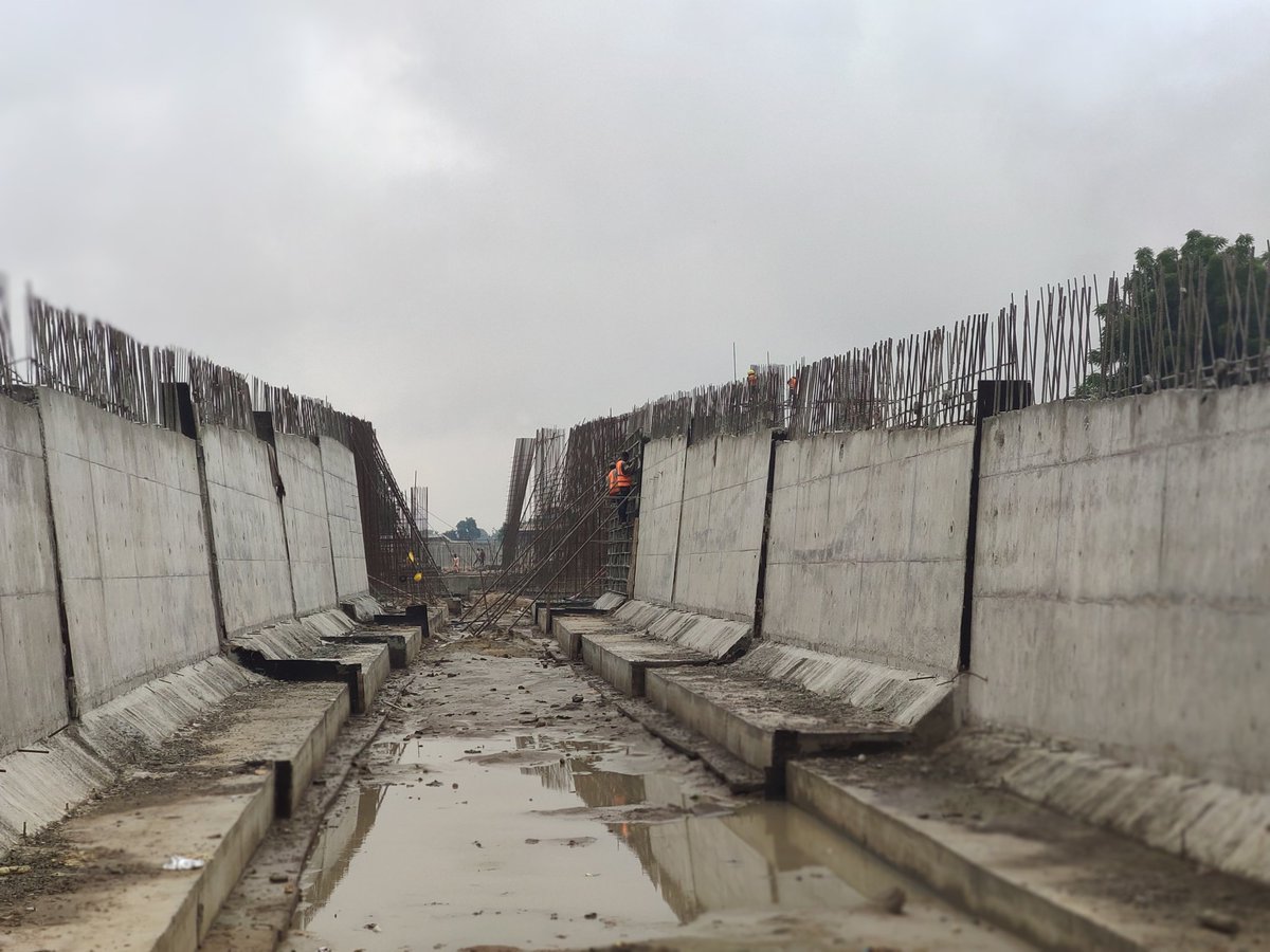 ellawanm's tweet photo. #BORNOUPDATE on the ongoing project at Custom flyover . First ever in Borno by Governor Professor Babagana Umara Zulum .

#ActionPZ https://t.co/MPamSeJHP0