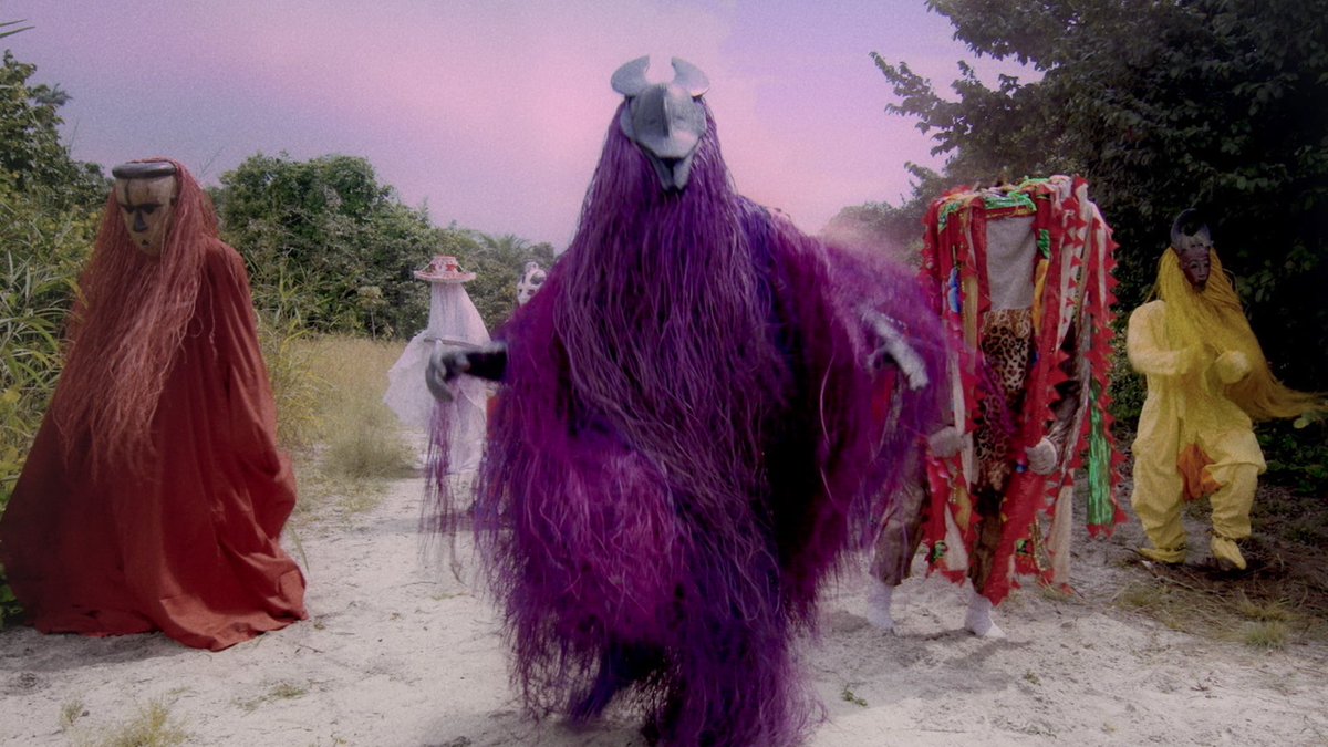 NetflixNaija's tweet photo. Go to bed a security guard, wake up a masquerade possessed by the spirit of your ancestors. The Lost Okoroshi is now streaming 🎥👹 https://t.co/1cWkdO201y