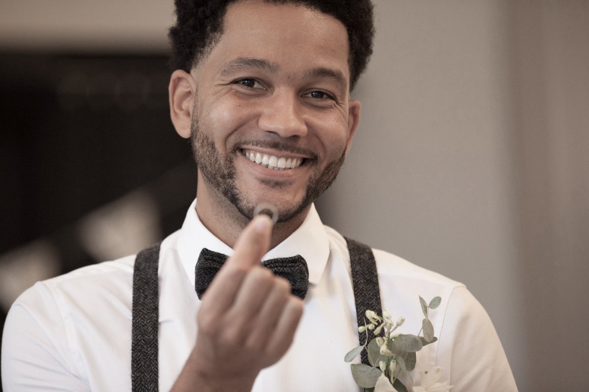 Anthony Bennett tweet media