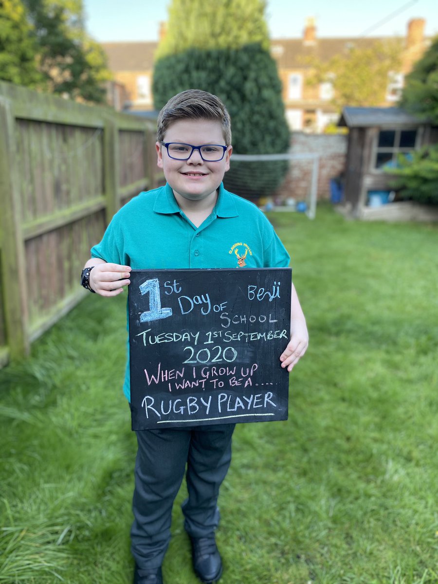 LadySnowBubbles's tweet photo. Benjis first week back aswell ! He loves his new teacher and says “she’s the best ever ... and that’s a fact” 😂 @robertsnowball @Neil_McAvoy https://t.co/jGn0OFeCmx