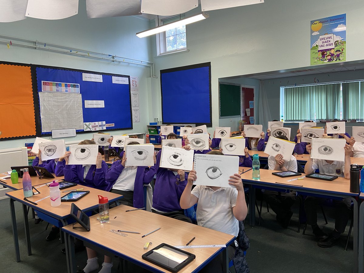 curie_rc's tweet photo. Fabulous artwork from Curie Class inspired by their descriptive writing @StOswaldsRC @accessart @ALPSITnews https://t.co/CHPaNBa2HN