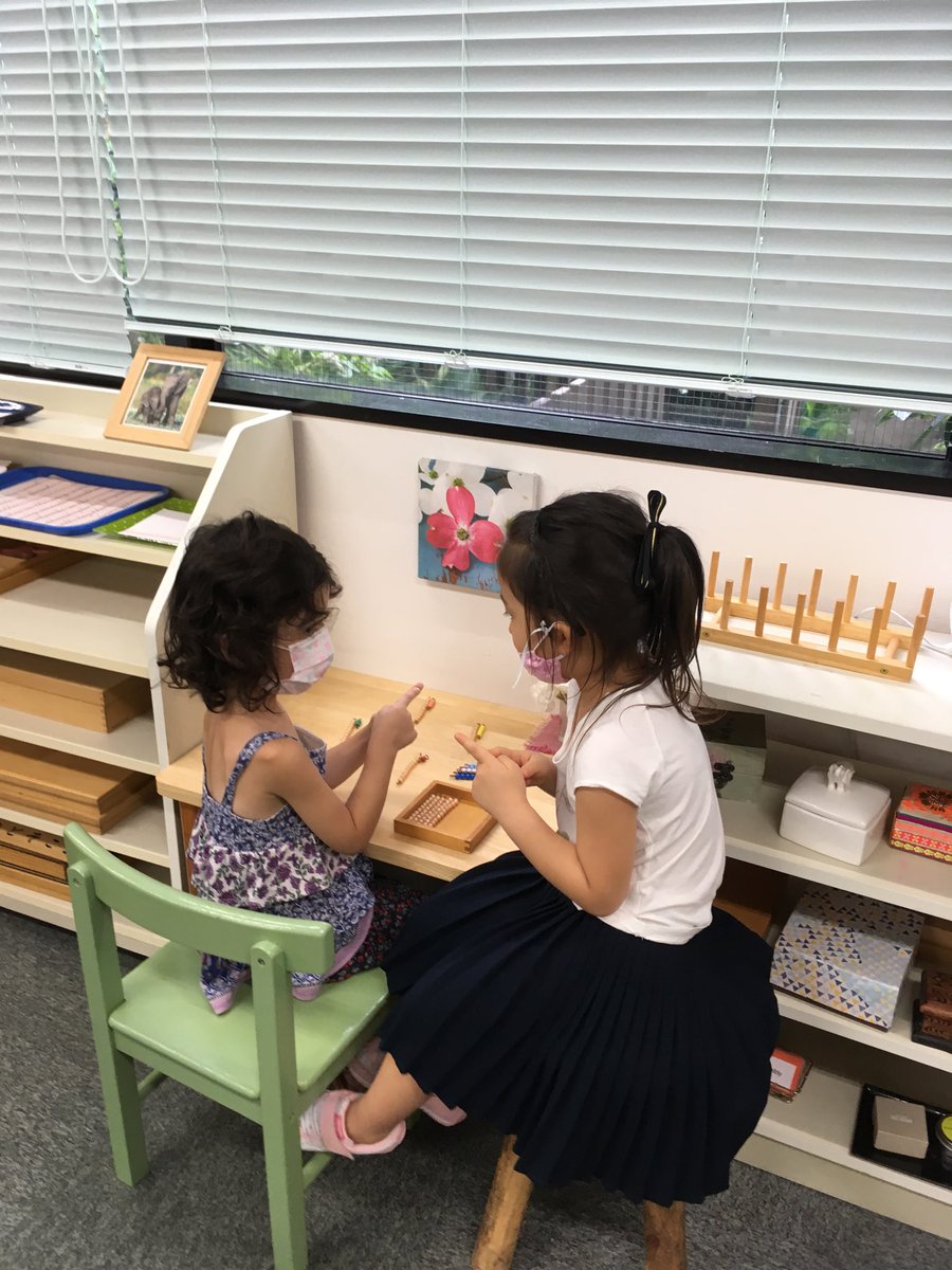 MSTokyoCedar's tweet photo. The children are happy to guide their new friends! Looking forward to a full class on Monday! #MSTpeace #MSTkindness #MSTsunshine https://t.co/0nlEBhhU0Q