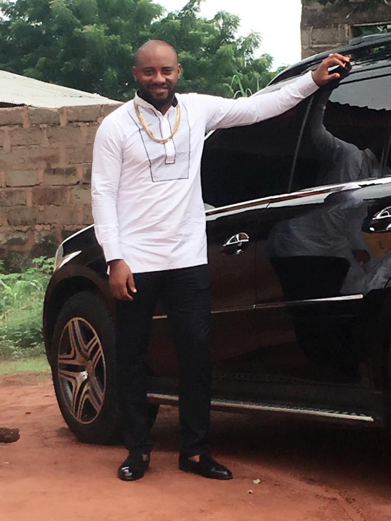 YulEdochie's tweet image. Dear @MercedesBenz I'm a big fan of your brand, huge fan.
And here's my ride, a 2007 GL450.
Awesome machine.
5yrs with me.
It's time to give it out to a lucky fan cos I would love to get a newer model of it.
Sadly I can't afford it at the moment.
Can anything be done about it?