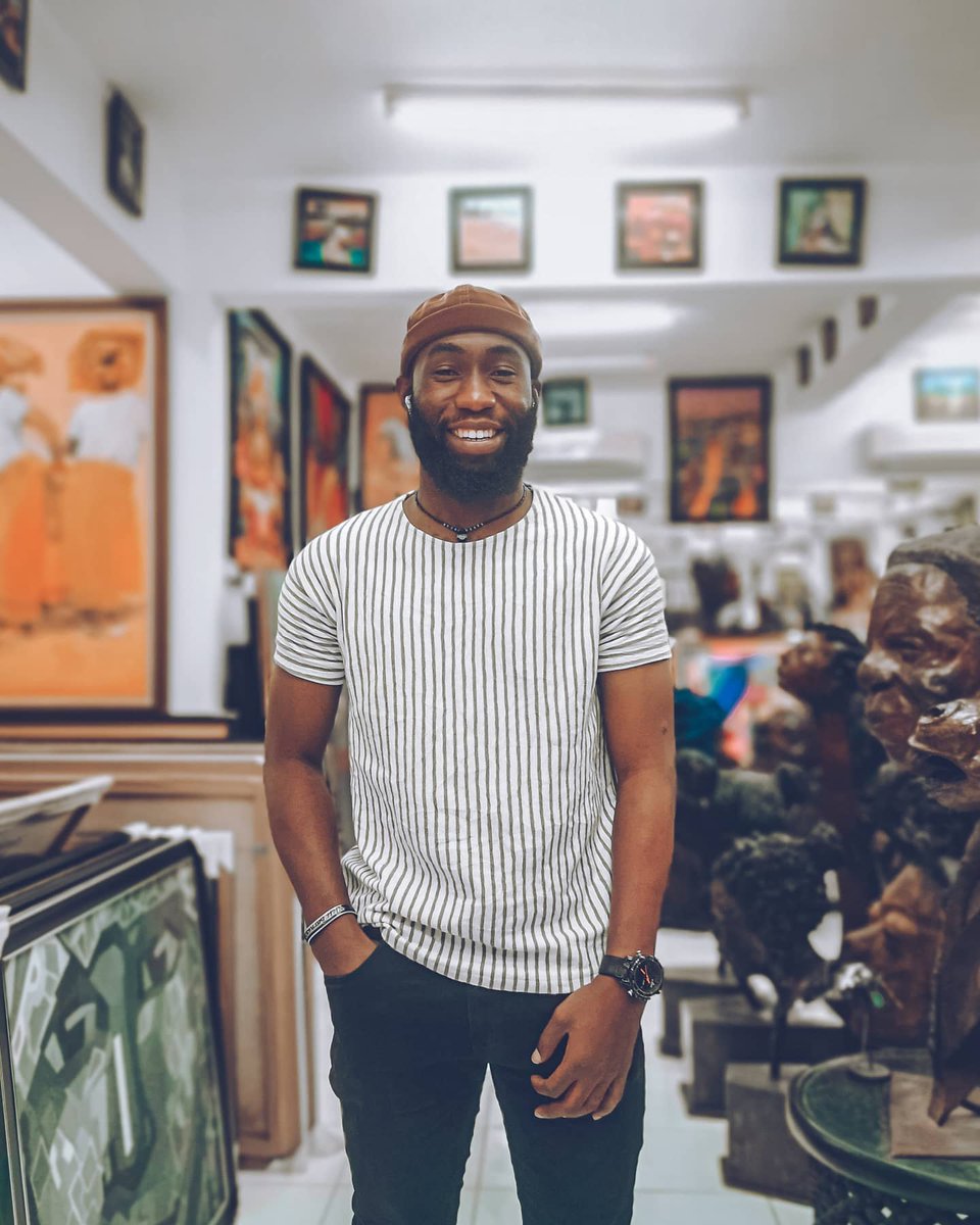 jeffbarnes360's tweet photo. Art lovers and artists gather here and share your memories.
.
#FridayMotivation #artyfriday https://t.co/XhgVbFOuyw