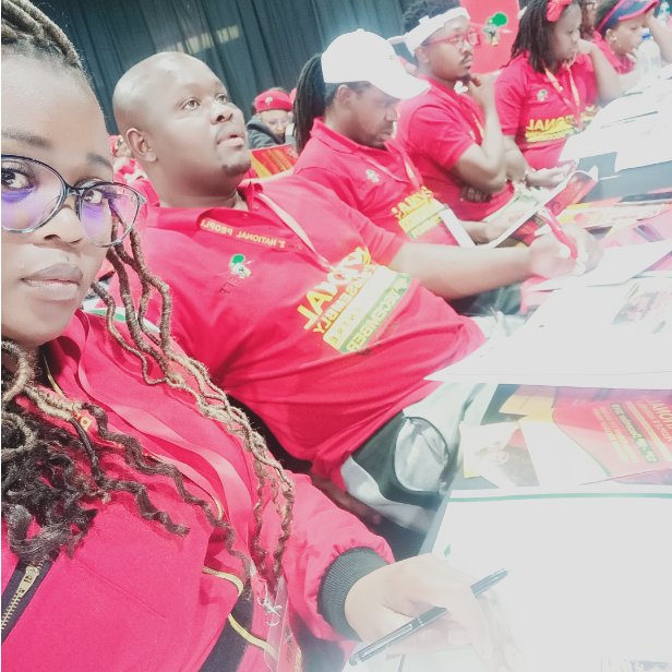 Jhb_ward126_eff's tweet photo. #EFFRedFriday #SubregionC @EFFSouthAfrica @MabundaDee https://t.co/pjmeX3Vqq4