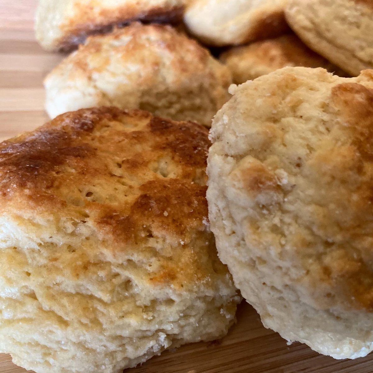 Scones, queens cake, waffles or banana bread for the weekend? Place your orders for your dear parents , friends and your inlaws in Venda. 

0716754492 WhatsApp/calls
Venda, Makwarela