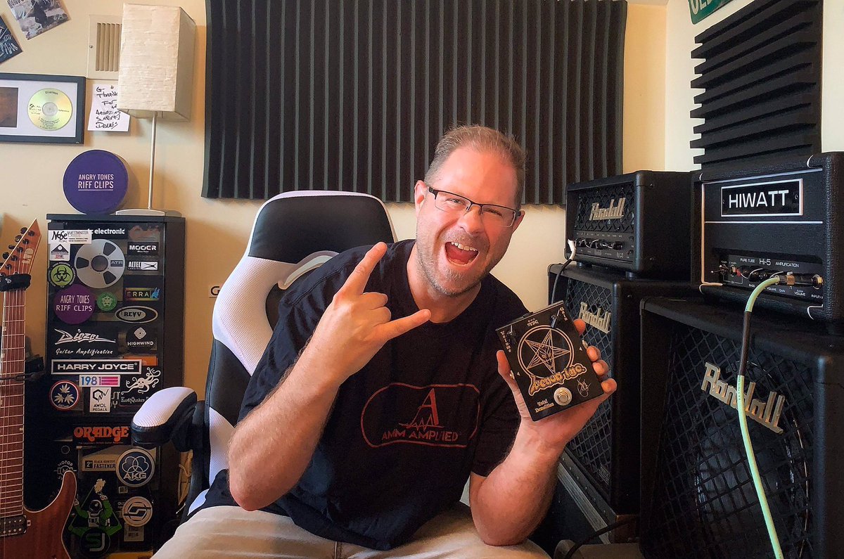 venom_inc's tweet image. The Unboxing..video 🤘🤘

youtu.be/cxbCvXjvCto #totaldemolitionpedal #totaldemolition #ammplified #venominc #effects #tones #boost #angry_tones