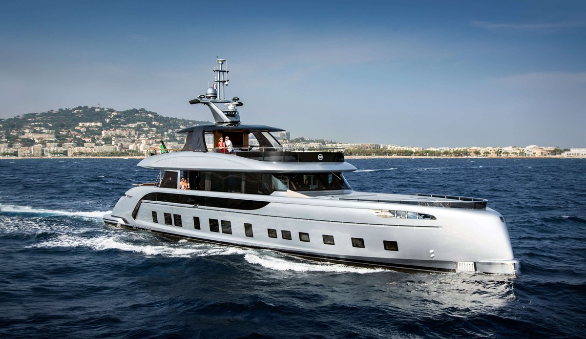 "The idea of Dynamiq was to create a new yacht, which is a paradigm change in the industry.” Roland Heiler, CEO of Studio F. A. Porsche about MY Jaaber

#Dynamiq 
#Yachts