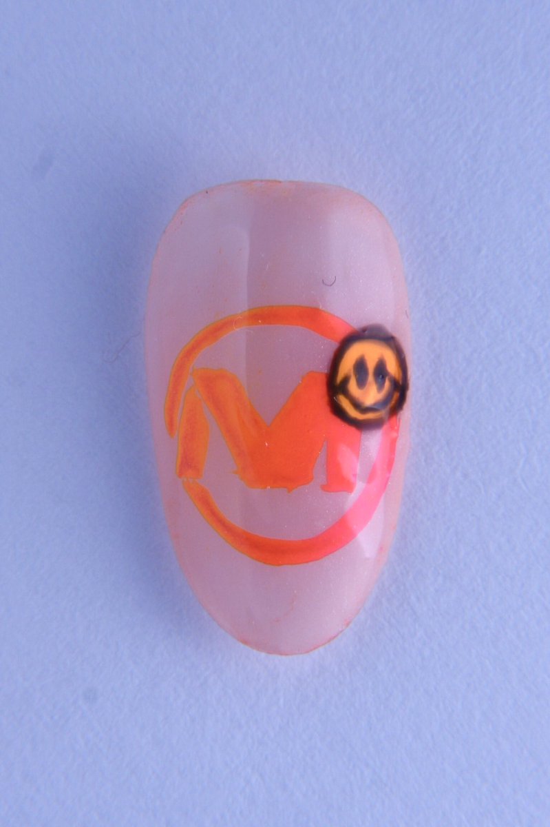 MinusTwoGlobal's tweet photo. Suki Nailz for M2 •hairways• pop up barbershop https://t.co/ARQSsyHwzw