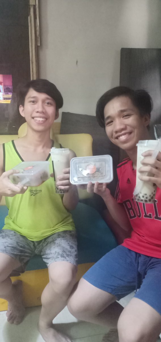 james_patacsil's tweet photo. Sobrang solid ka talaga @KuyaBes_Aj! Maraming maraming salamat 😄

#TeamSTI
#FirstWinSaQuarantineGames https://t.co/kMlJYr0h1P