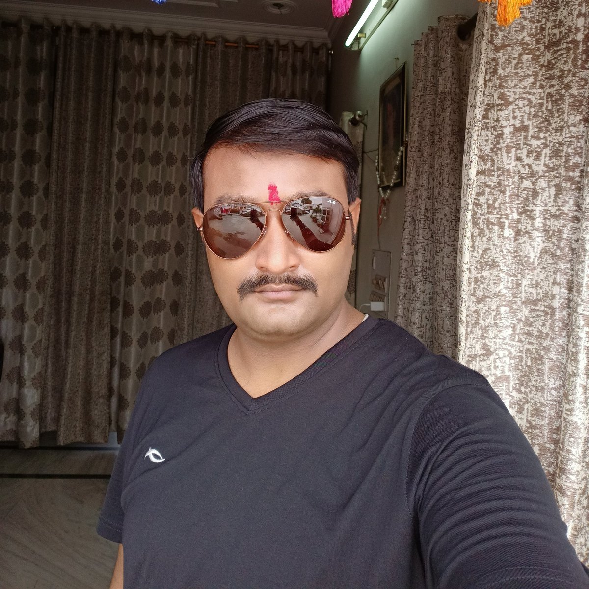 saurab006's tweet image. #NewProfilePic