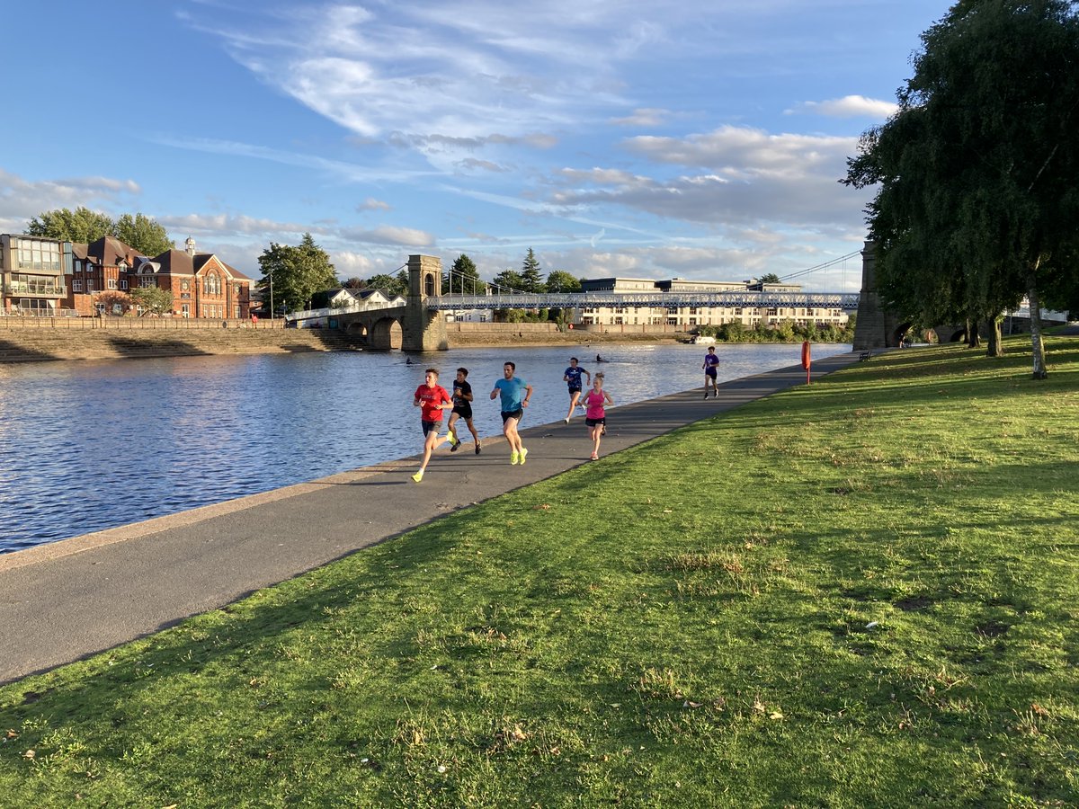 AbsoluteTri's tweet image. Lovely backdrop and weather for our run session last night, nice finish to the first day back in the pool in the morning.
.
.
#teamabsolutetri
#coaching 
#realcoaching 
#triathlontraining 
#wintertraining 
#absolutetri 
#stevelloydtriathloncoach
#runcoaching 
#performancecoaching