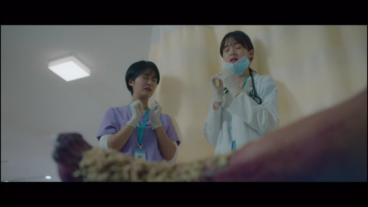 Episode 2 Maggots scene: In this scene a construction worker has a frostbitten leg and is covered with maggots. We see that Dr. Bae and Nurse Lee is contemplating on how they are going to remove the maggots.