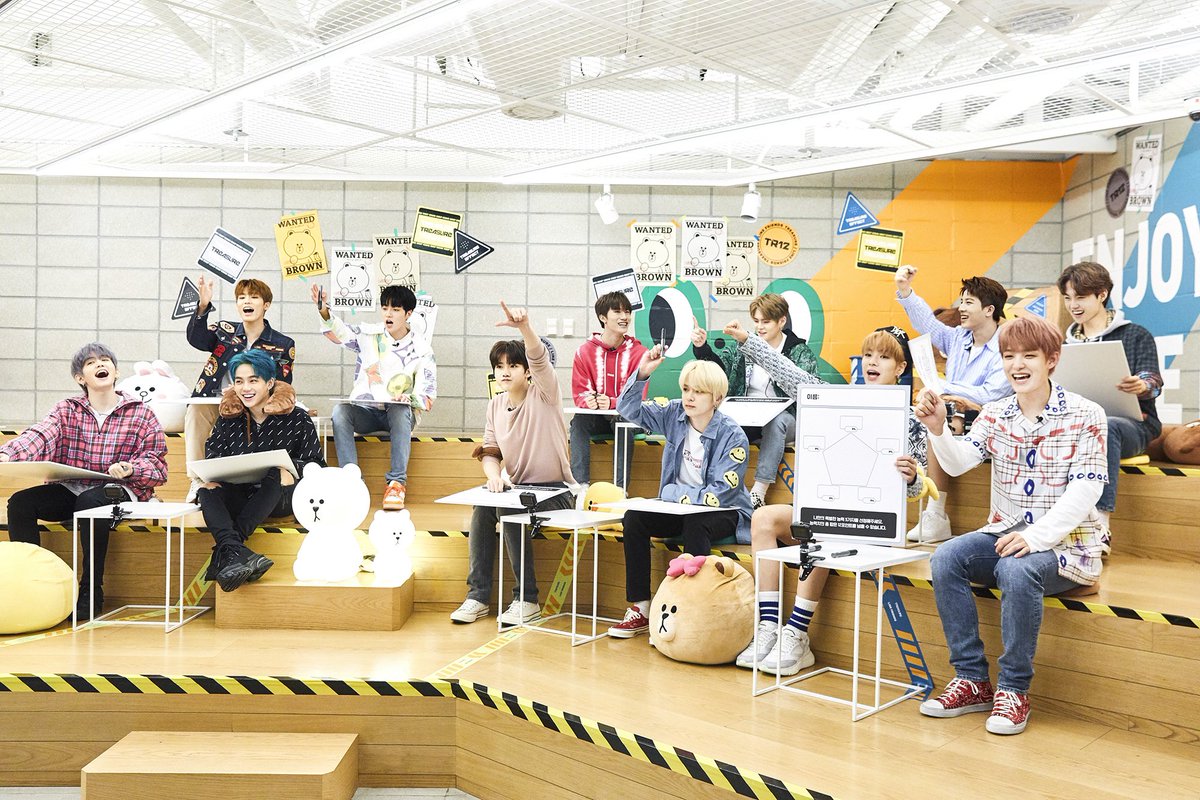 _LINEFRIENDS's tweet image. We've had this on repeat umm... Twelve times?
'Cause once just wasn't enough. 👀

If you haven't watched #TREASURESTUDIO EP01,
check it out NOW!
👉 lin.ee/YLVPeak/hntj

💎TREASURE STUDIO💎
Every Tuesdays &amp;amp; Fridays, 11AM (KST)

#TREASURE #TREASUREMAKER
#YG #LINEFRIENDS