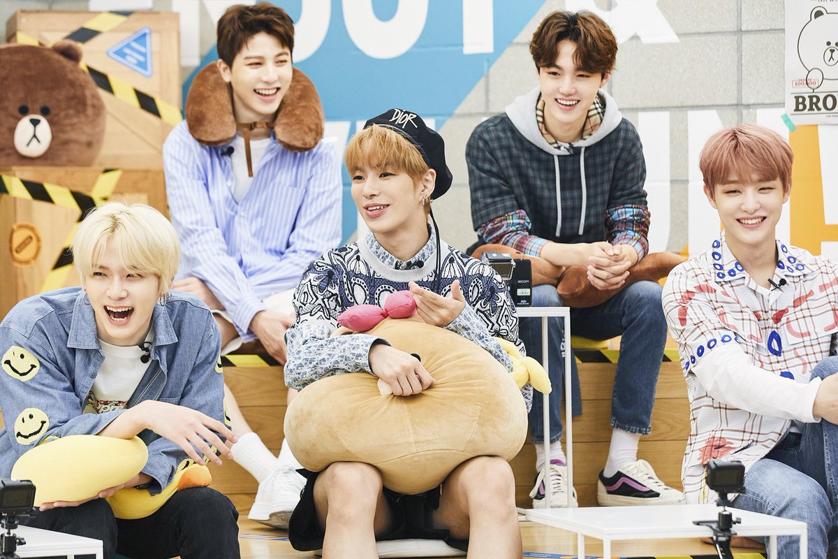 _LINEFRIENDS's tweet image. We've had this on repeat umm... Twelve times?
'Cause once just wasn't enough. 👀

If you haven't watched #TREASURESTUDIO EP01,
check it out NOW!
👉 lin.ee/YLVPeak/hntj

💎TREASURE STUDIO💎
Every Tuesdays &amp;amp; Fridays, 11AM (KST)

#TREASURE #TREASUREMAKER
#YG #LINEFRIENDS