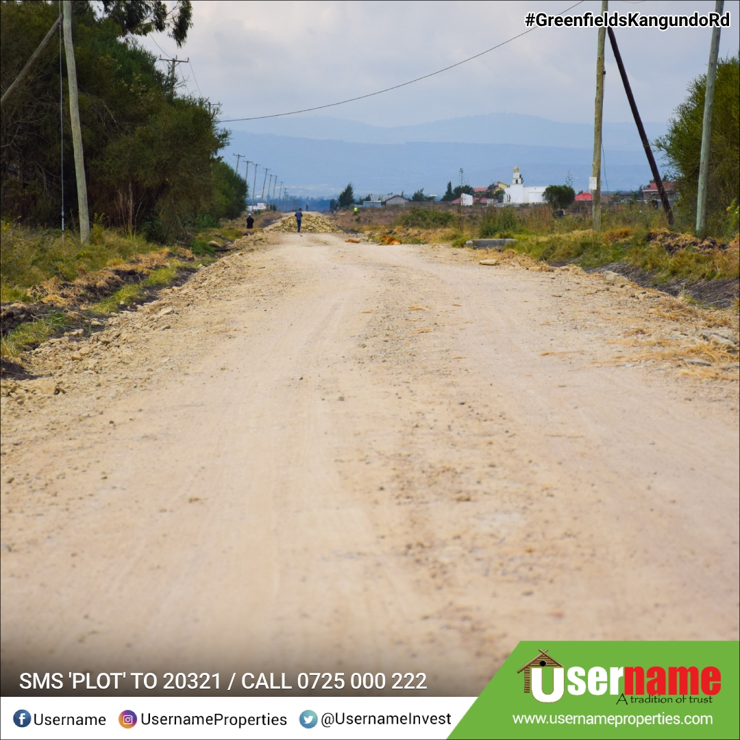 usernameltd's tweet photo. PROJECT UPDATE:
The road leading to #GreenfieldsKangundoRd has been murramed increasing accessibility of the project from Kangundo Rd. It will now take you less than five minutes to access the project from the tarmac.
For details, visit https://t.co/iSI6f8Lf7F
#ATraditionOfTrust https://t.co/FpUf0X8OoE