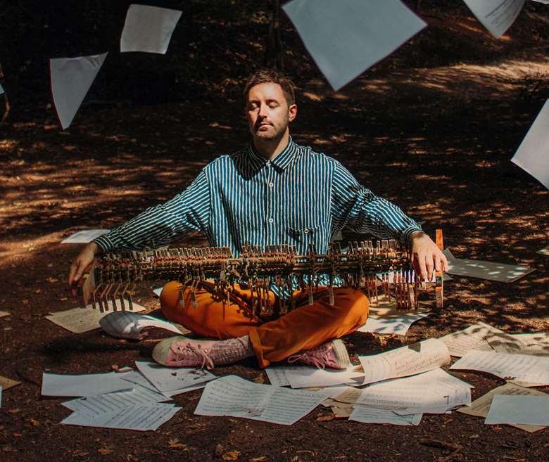 Jazzwise's tweet photo. Radiohead’s Kid A 20 Years On – Pianist Rick Simpson re-imagines an alt.rock classic https://t.co/4OO6f2BUMn https://t.co/3w9yqgS2dL