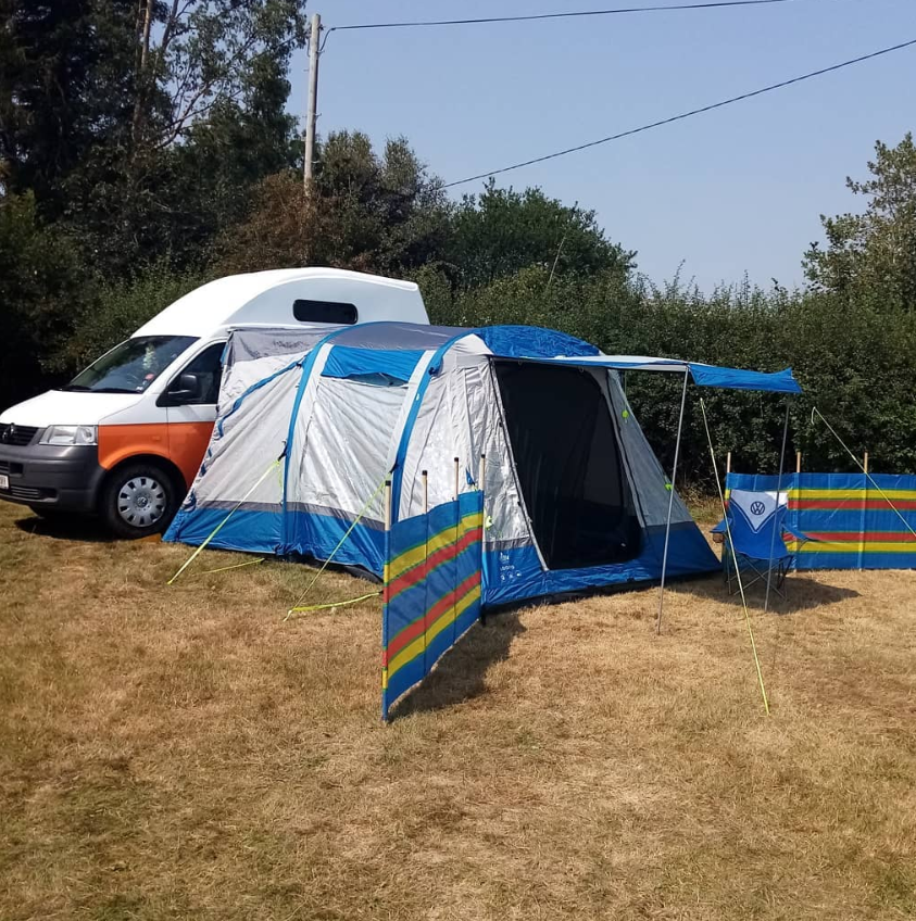 OLPRO's tweet photo. Perfect weather in this photo from t5monty, thanks for the tag!
If you want to show us your set up, please make sure to tag us in on social media.
You can order the OLPRO Loopo Breeze awning from our website here: https://t.co/aSQxEr75vE
#Loopo #Awning #Campervan #Explore https://t.co/XxqlHs7Wsz