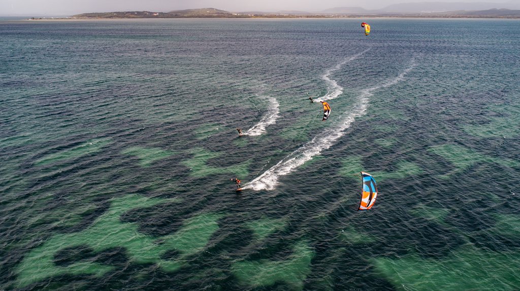 Sa_Barra's tweet photo. 4 Notti in B&amp;B per 2 persone in B&amp;B,
5 ore corso KITESURF di coppia 440€!

4 Night 2 persons in B&amp;B, 5 hours couple course KITESURF  440€ !!!!

#kitesurf #kitesurfing #kiteboarding #kite #sabarrastyle #sabarraprocenter #sardegna #sardinia #sardinien #sabarrakite #sulcis https://t.co/vRnZMlVyuA