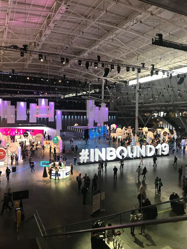 HydrateMktg's tweet photo. It's hard to believe that one year ago today, we were in a room full of 24,000+ other marketers, gearing up for an incredible Inbound experience. We sure do miss this kind of energy! #INBOUND19 https://t.co/dBtwOqXdd4