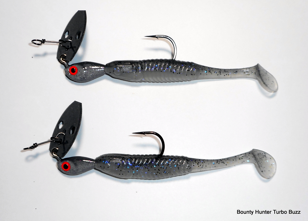 Here it is the combo of a Turbo Minnow and Fog Pearl Sinister Shad that I'm naming "Smoke" because they are going to Smoke some bass!!
