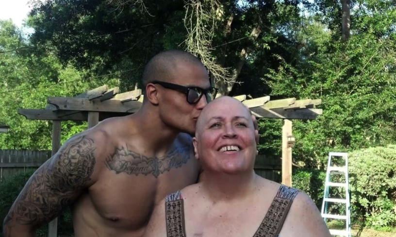 Dak Prescott was originally supposed to wear No. 10, but changed his jersey to No. 4 in honor of his late mother's birthday on Sept. 4th. 🙏