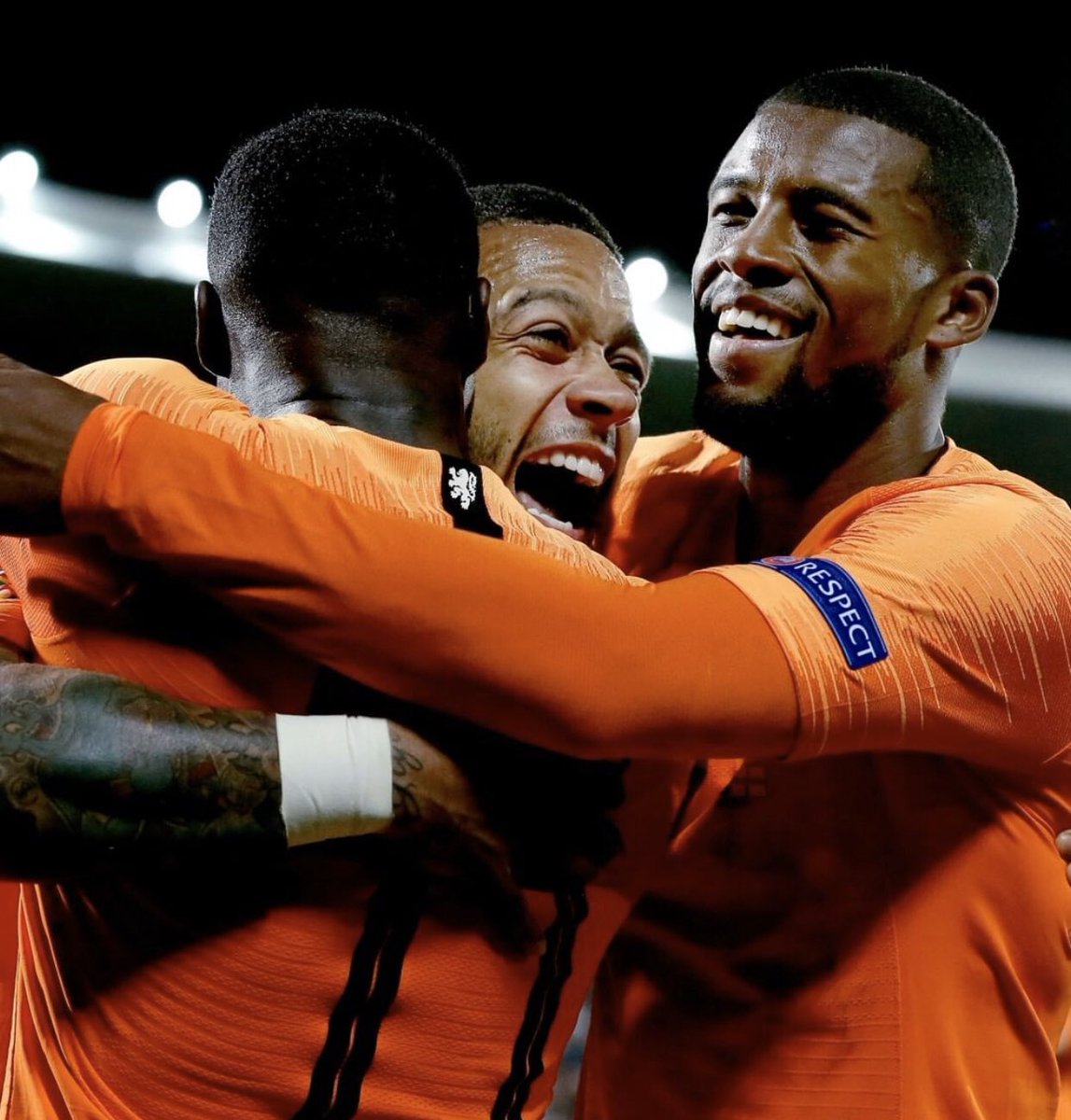 🎉 بمناسبة عودة المنتخب الهولندي بعد غياب طويل.
نستأنف العودة بمسابقة التوقع الصحيح ، لمباراتي هولندا x بولندا &amp; هولندا &amp; إيطاليا
على جائزة (بطاقات ستور أبل &amp; بلايستيشن)
موعد المباراة الأولى: اليوم الساعة 9:45
موعد المباراة الثانية: يوم الاثنين 7/9/2020 الساعة 9:45