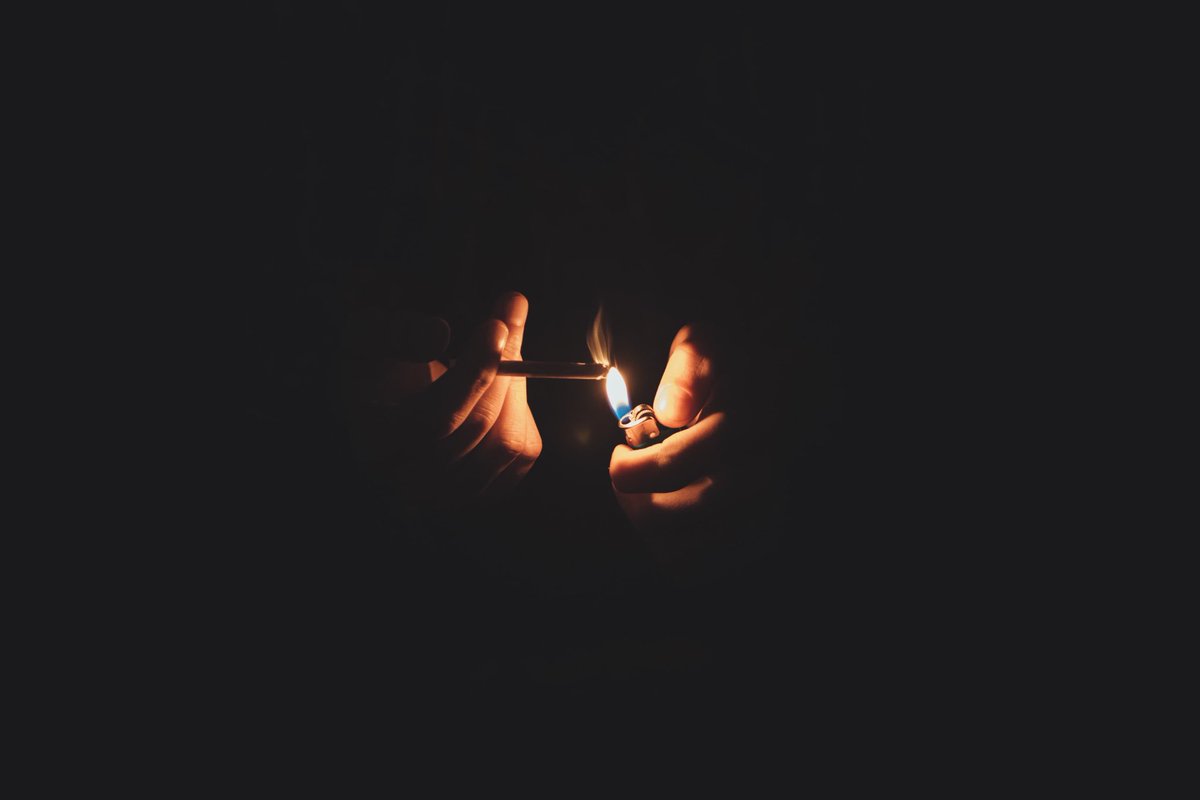 GPimta's tweet photo. 🎠Twst_BL🎠
Malleus x Leona [🐉x🦁]

[SF] Cigarette Burn  🚬 

Rate: 🔞
warning: ooc, pwp, Smoking, Animal Characteristic

🌈link: https://t.co/t0durcnLnp https://t.co/sNGvAprUST