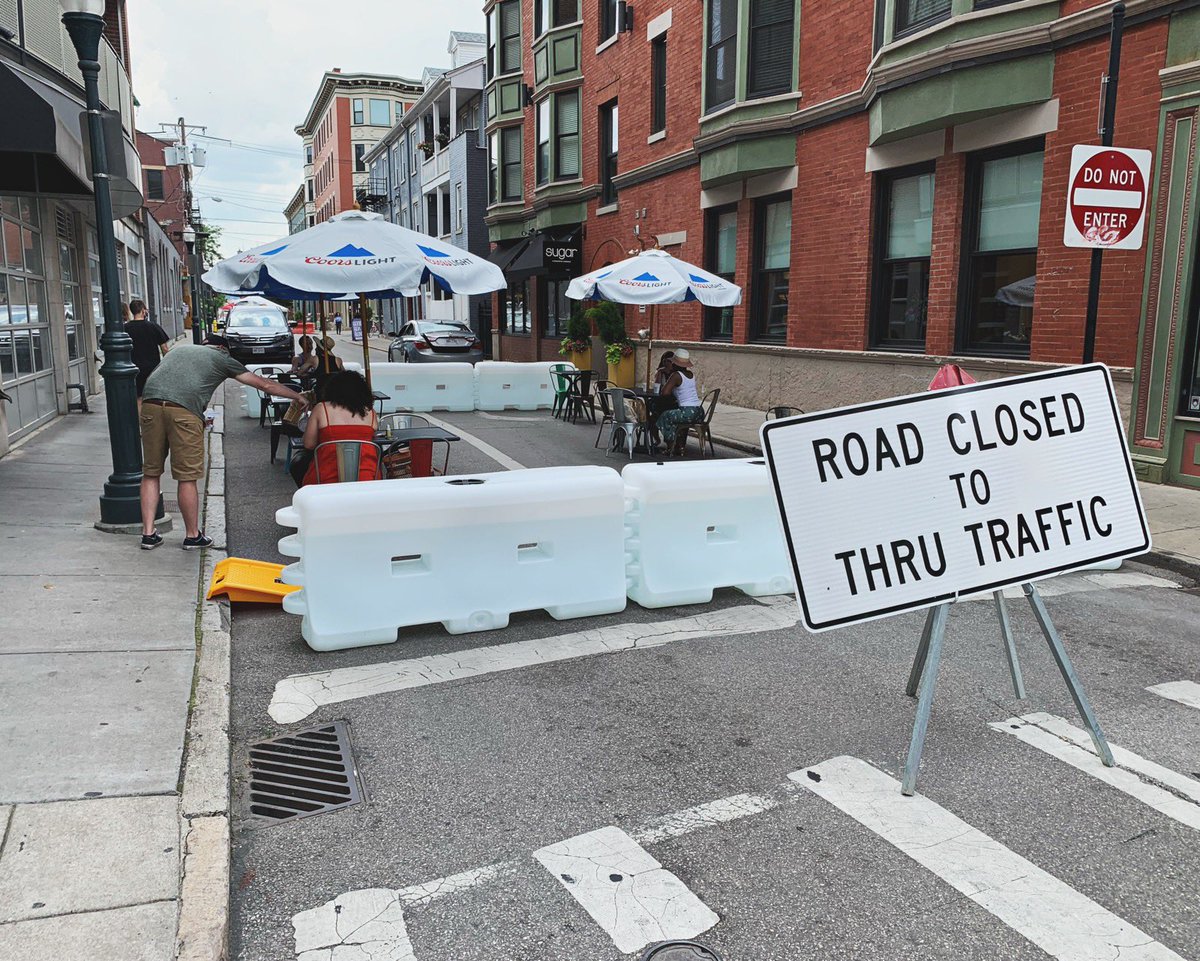 QuanHapa's tweet photo. This weekend is going to be perfect for some #streetsideasiawide dining. Come through! #quanhapa #otrisopen #alfresco #cincinnati https://t.co/UiRv72OA88