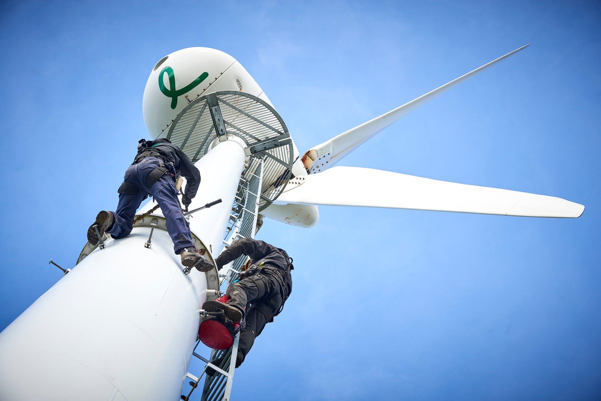 Britwind Service Team looks after a fleet of wind turbines across the UK. We offer maintenance packages for @endurancewind, Evance and other small turbines. Get in touch to find out more at enquiries@britwind.co.uk #britwind #windturbine #windpower #greenenergy #renewableenergy