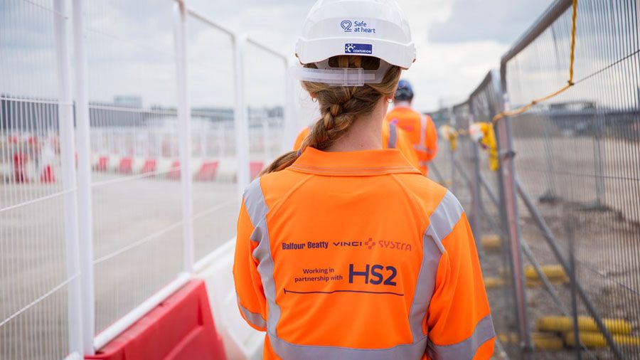 Ceremonial Brand New Shovels From Homebase Begin Official Work on HS2 buff.ly/2Go52Fm
