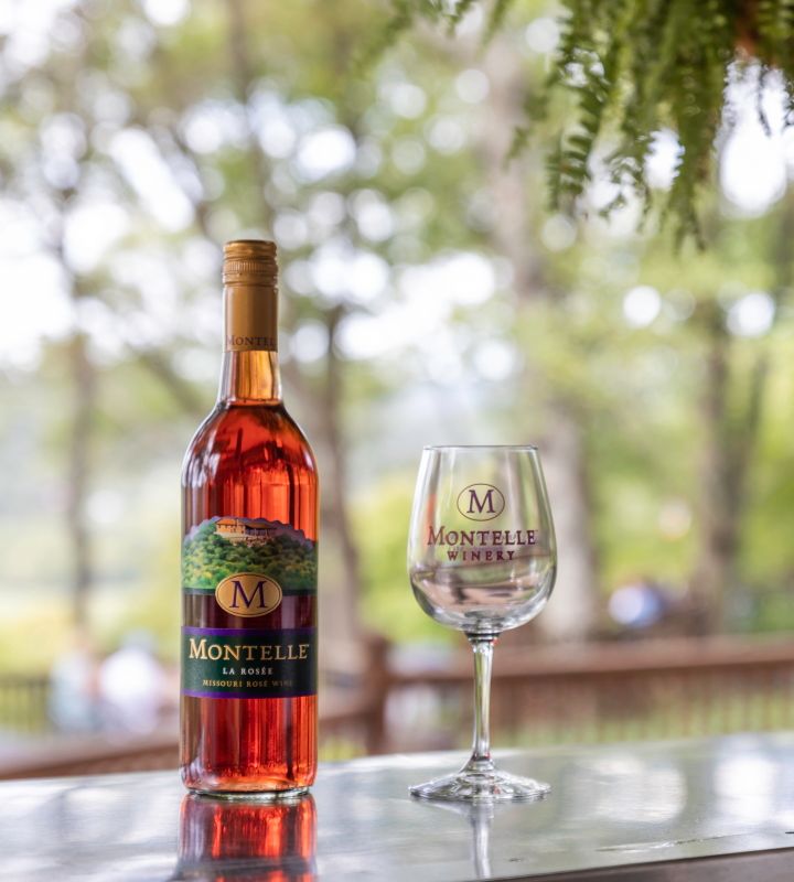 Ros� pairs well with Labor Day! And.. pretty much everything else from Brunch to Bundts - check out our pairing suggestions and this weekend's live music lineup in the newsletter!  #foodandwine #ros�allday #siplocal #livemusic #AugustaAVA #missouriwines conta.cc/32Jxzgg