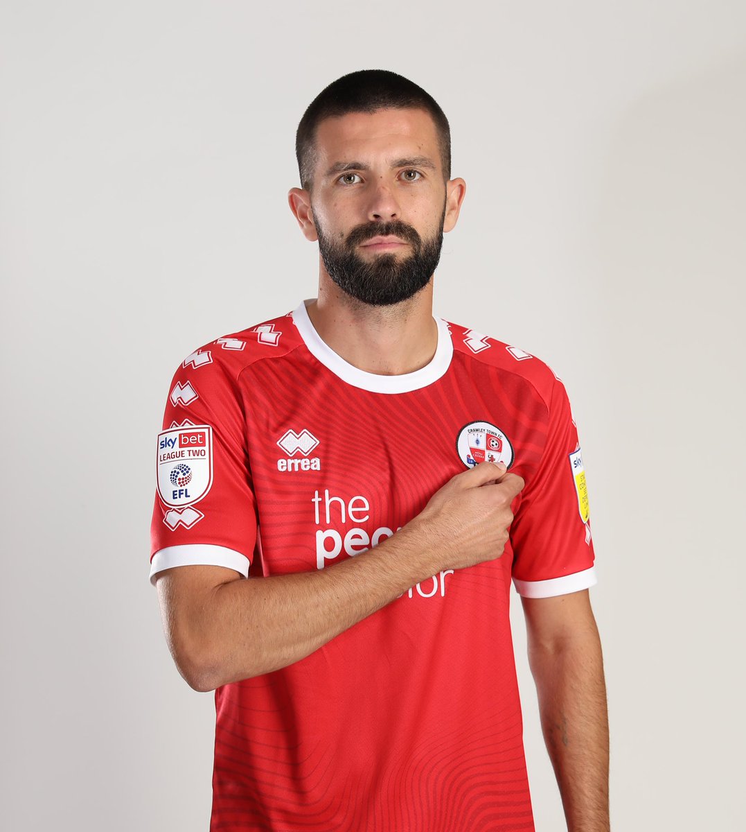 crawleytown's tweet photo. 📸💪

#CaptainGeorge 

#TownTeamTogether 🔴 https://t.co/2GIgRZu5OA