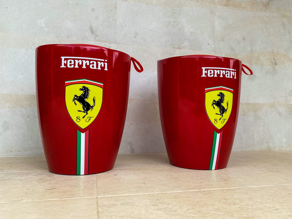 PKWerks's tweet photo. Come have a look at out latest lots on auction!
https://t.co/A2KMe0sop5
#memorabilia #automobilia #decoration #interior #design #lamp #hanginglamp #featurechair #sidechair #banner #barrel #barrelchair #Porsche #Ferrari #mancave #garage #showroom #gamingroom #racing #supercars https://t.co/PZHK8FGK2u