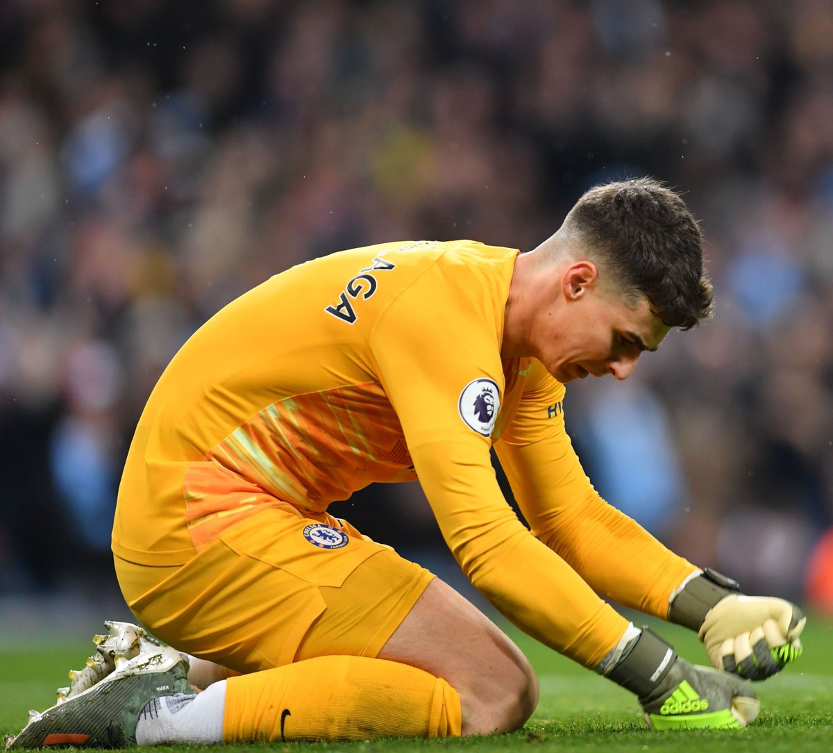 goal's tweet photo. Rate Kepa out of 🔟: https://t.co/PyN6kp84Rm