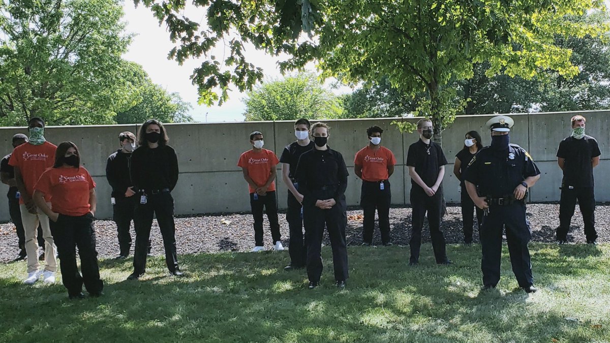 Mrs. Frith, Law Enforcement Juniors and all of Scarlet Oaks would like to give a HUGE thank you to Cincinnati Police Officer Cary Jodice!  Jodice, a graduate of Scarlet Oaks Law Enforcement program,  collected money and purchased uniforms for incoming Law Enforcement Juniors.