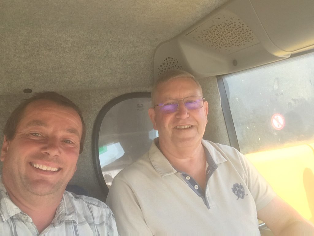 usaa_02's tweet photo. Olivier, #agriculteur du canton de Vermand, gagnant du challenge #InviteTonMaire suite au tirage au sort du Bureau USAA ce matin ! Bravo ! 👏
@JYBricout @ecvass02 @BruCardot @LucileUSAA02 @CarolineUSAA02 https://t.co/wPkTaALiij