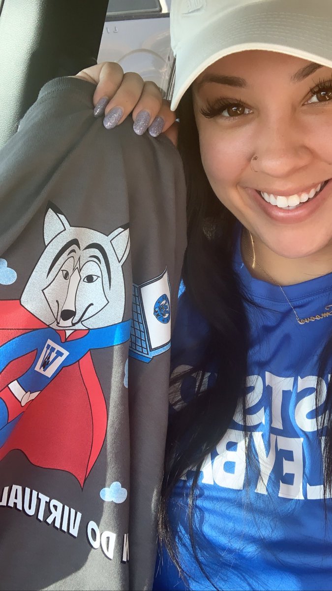 AThomas1518's tweet photo. Thank you @WestsideHigh love the shirts πΊππ»ππ½ #StaffParade https://t.co/Jgl99MENQQ