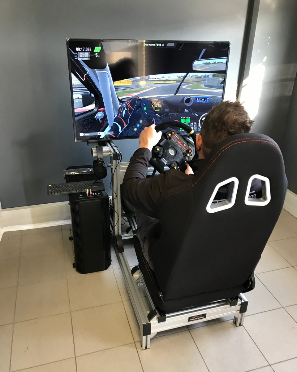 TGNza's tweet photo. Customer setup, time to get some laps in! 🏎🔥
•
#simracing #simracecomponents #simracinghardware #simracingrigs #simracingmechanics #simrig #simracingcockpit #iracing #assettocorsa #racingsim #racingsimulator #racingsimulatorcockpit https://t.co/LPehbiiFO8